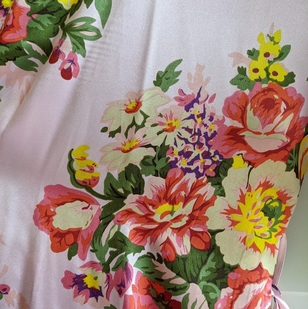 Silk Floral Robe - Picture 3 of 3